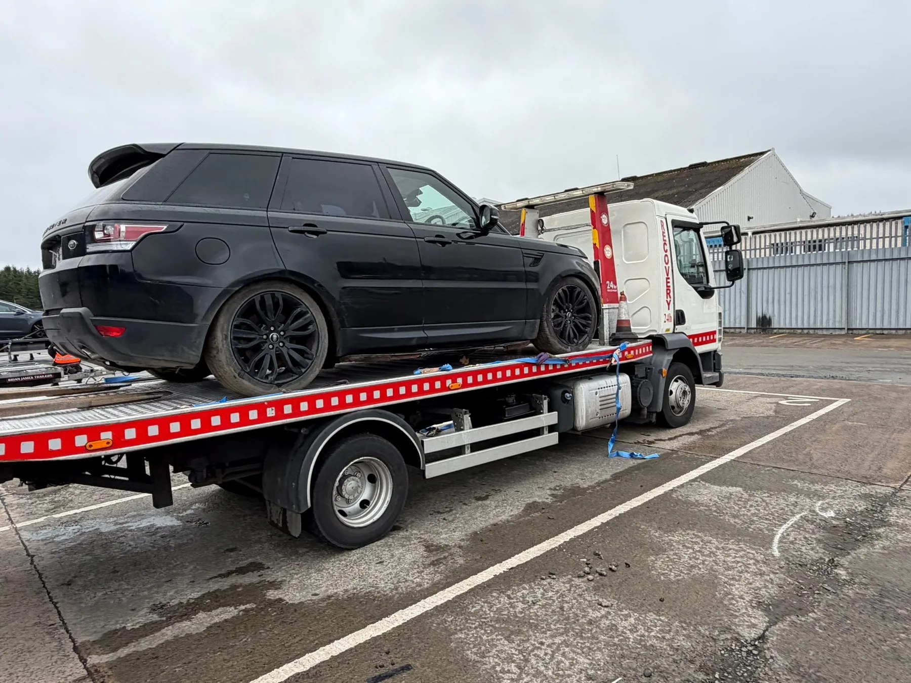 Range Rover recovery and transport in Glasgow