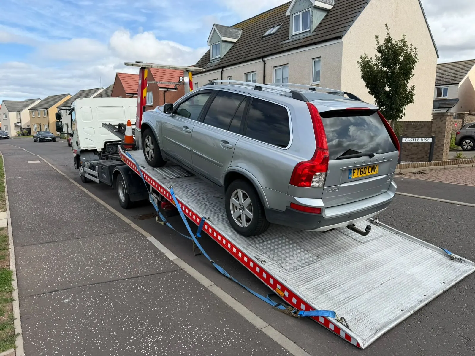 Volvo estate on Lifesaver recovery truck